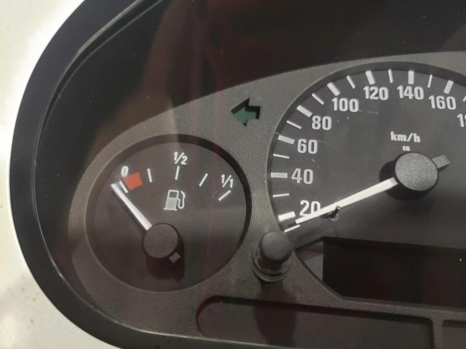 Cuadro de instrumentos velocímetro - BMW 328I E36 1999 conv manual - 96-99 OEM Foto 4 de 4