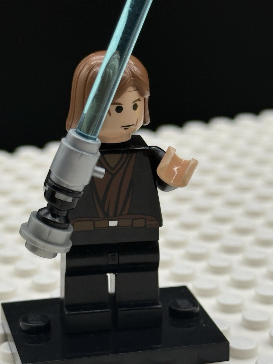 LEGO Star Wars Minifigure: Anakin Skywalker Light-up Lightsaber