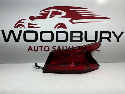 2016-2017-2018 MAXIMA Passenger Tail Light Quarter Panel Mounted 475051