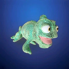 ~Disney Parks Tangled PASCAL Rapunzel’s Chameleon Metallic Green Lizard Plush~
