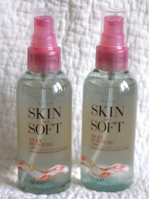 AVON 2 x SKIN SO SOFT SILKY FEUCHTIGKEIT PFLEGENDES TROCKENÖL KÖRPERSPRAYS ~ je 150ml