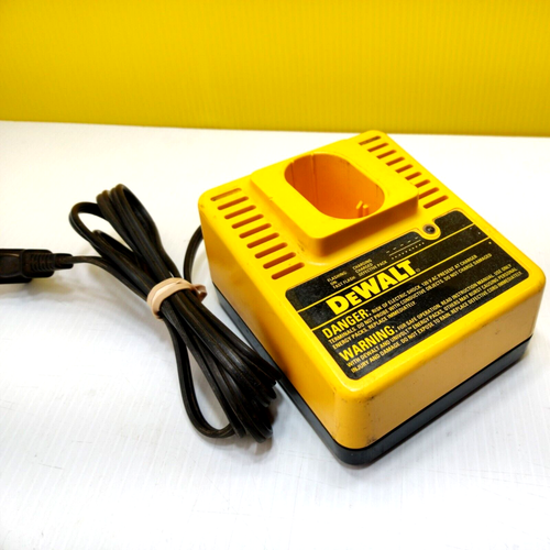 DeWalt Battery Charger Model DW9104 Type 1 ONE Hour Charger 120 V AC 1.5 AMP DC eBay