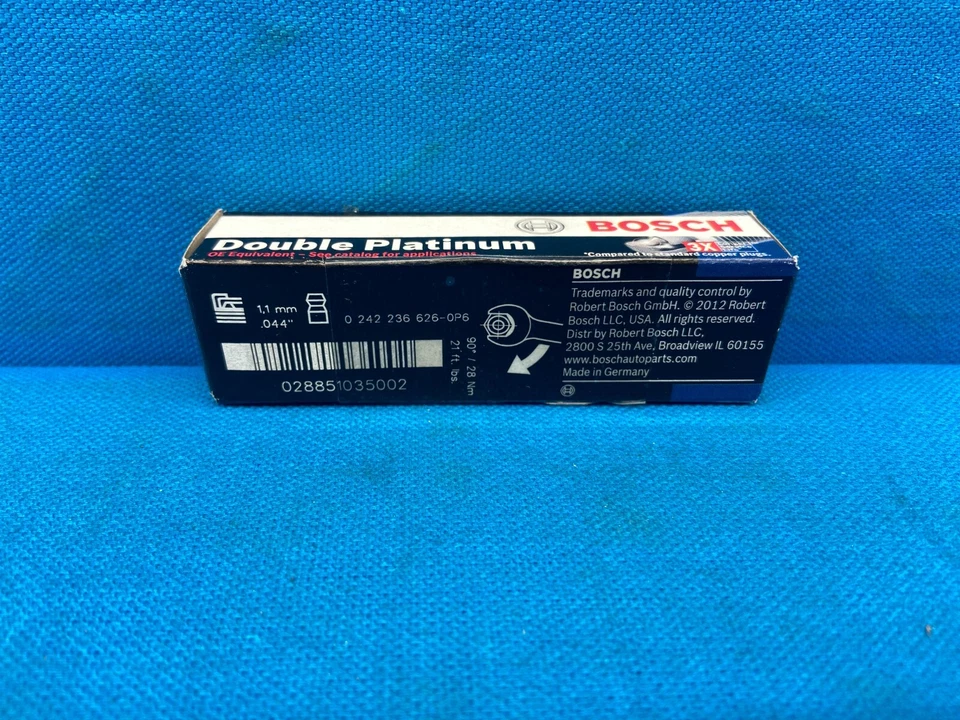 Lot of 8x Bosch 8112 Replacement Spark Plugs For 2005-2008 Honda Pilot V6-3 - Image 3 of 4