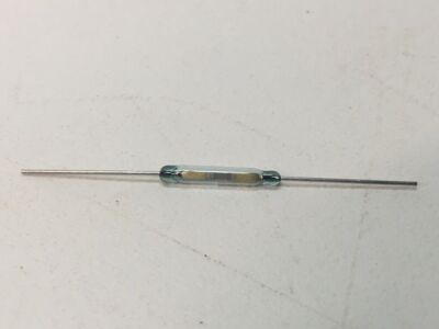 OKI SEMICONDUCTOR ORD228VL FORM A, SPST-NO MAGNETIC REED SWITCHES (LOT OF 30)