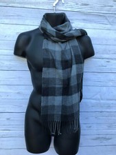 L'Accessorio Italiano Scarf Black / Gray Plaid Acrylic Size 65"x40" Italy