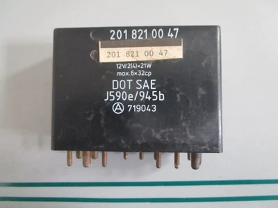 NEW OEM 2018210247 Mercedes-Benz Multi-Purpose Relay 0820 - Image 1 of 4