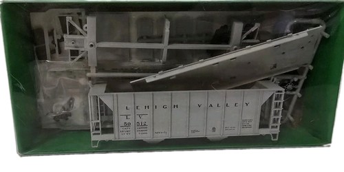 Tolva cubierta Bowser HO Bowser #56979 70 toneladas 2 bahías Lehigh Valley #50512 | Condition: New