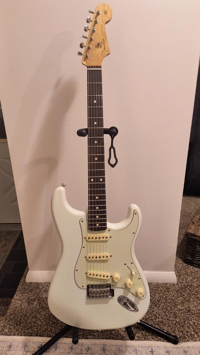 Fender Classic Series 60s Stratocaster for sale | eBay