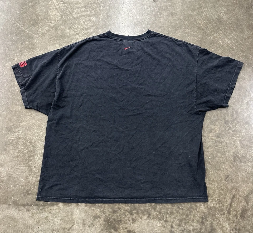 Vintage Nike LeBron James “The LeBrons” Cartoon Promo T-Shirt Black 3XL 2000s - Image 4 of 4