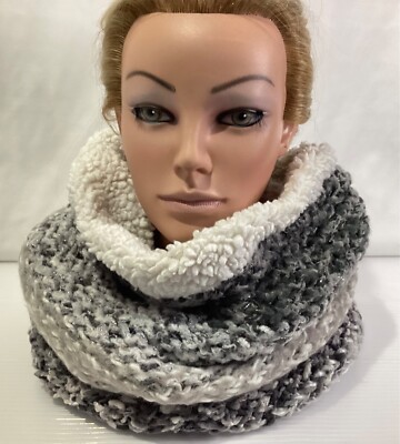 Sonoma Woman s Winter Infinity Scarf Reversible White/ Grey with Metallic accent