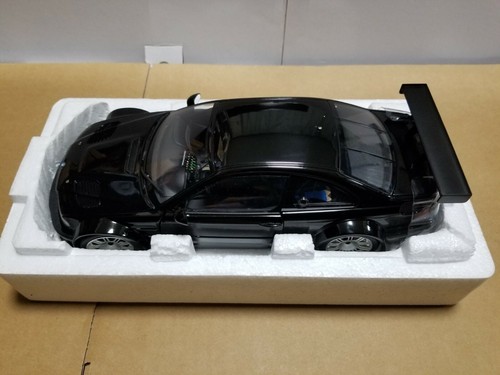 Minichamps 1/18 BMW M3 GTR Street 2001 Noire - Collection - Réf 100012105