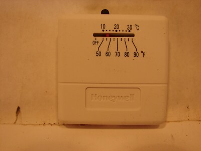 Honeywell Wall Heating/ Cooling wall Thermostat T 812C-1000