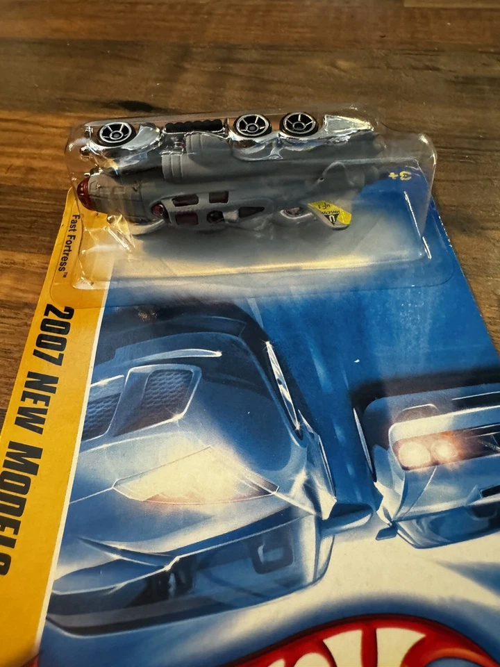 Van / Sports Car / Hot Wheels Mattel 2007 New Models #K6165 #H32 - Image 4 of 4