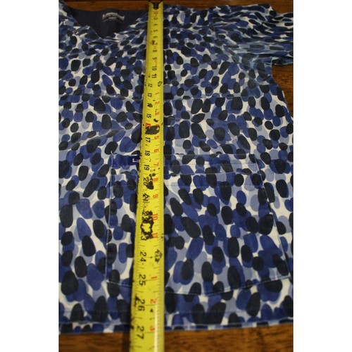 Landau Women Medium Blue White Abstract Healthcare Nurse Doctor Scrub Top - Picture 16 of 17