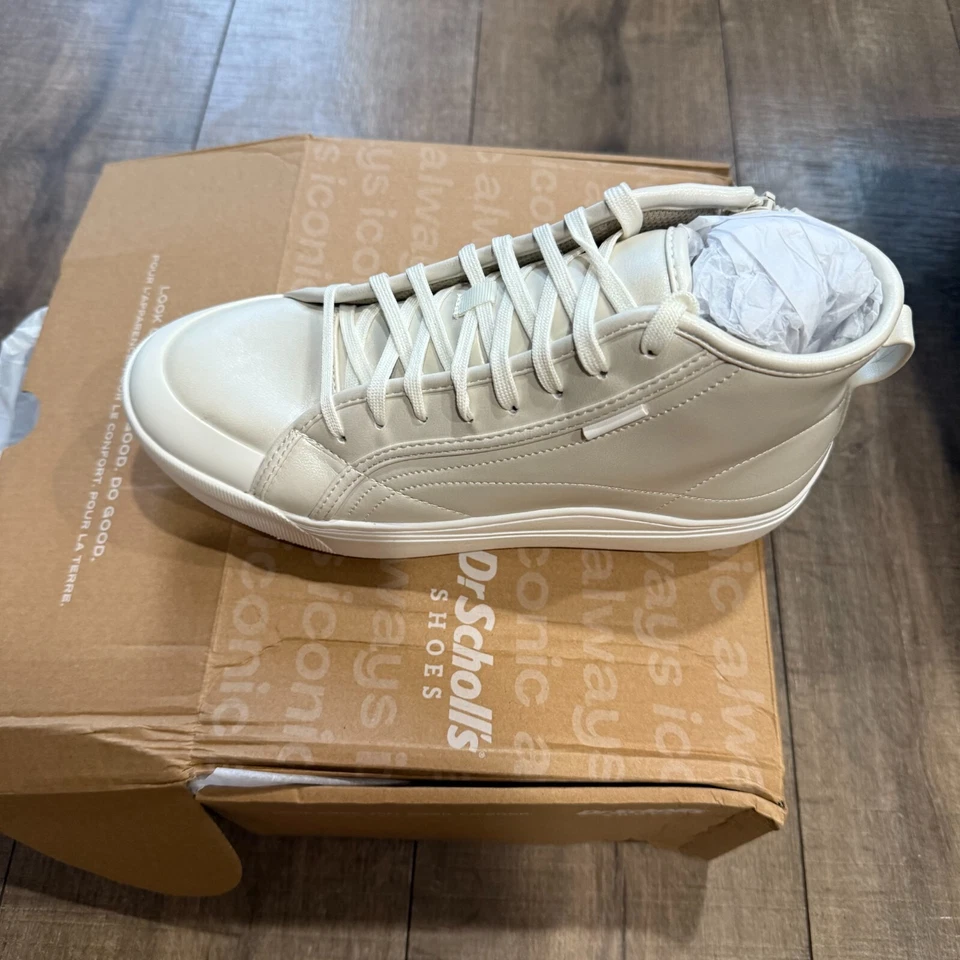 Dr. Scholl's Shoes Women 9 Time Off Leather Lace Up High-Top Sneakers Silver - Image 3 of 4