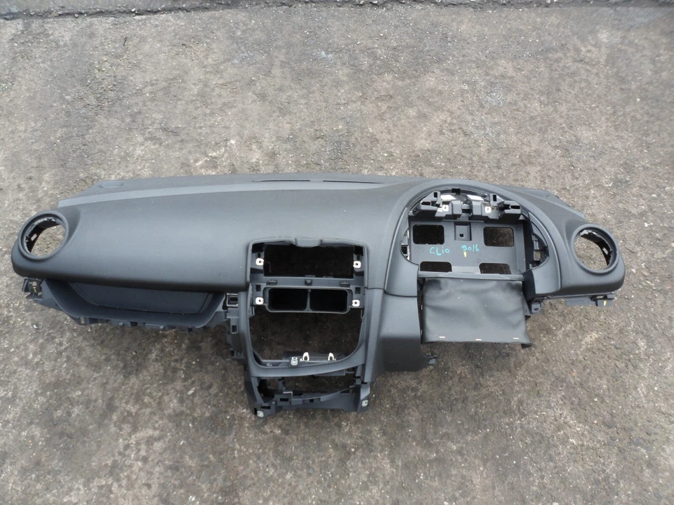 RENAULT CLIO MK4 DYNAMIQUE 2016 DASH TRIM DASHBOARD PANEL