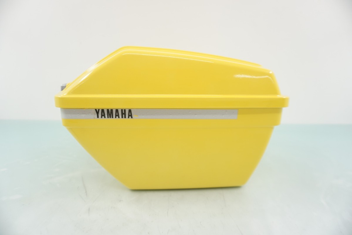 NICE Yamaha Salient CA50E CA50ES OEM Yellow Rear Storage w/ Keys
