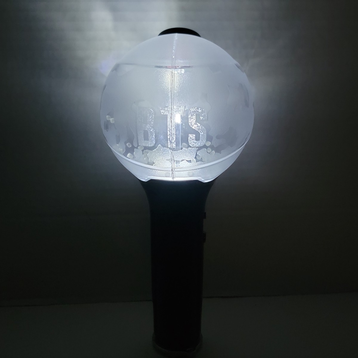 BTS Army Bomb Ver 3 Official Light Stick (7718G) w/ Carrying