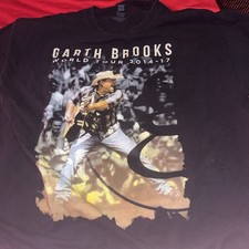 Hanes Garth Brooks World Tour 2014-17 Men  s XL Short-Sleeved Shirt
