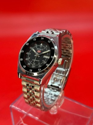 Automatic Seiko Refurbished Black Dial Day / Date Men's Wrist Watch Japanese 