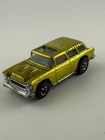 Hot Wheels Redline Original 1969 Classic Nomad Yellow/White  USA