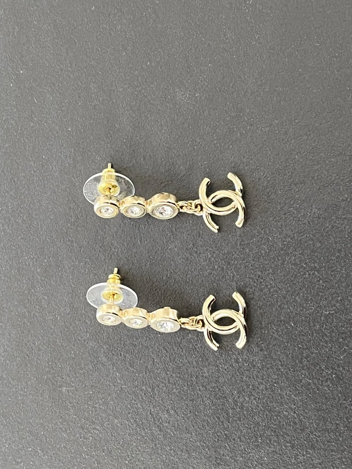 Chanel Ohrringe NEU und OVP 5/2025 mit Rechnung - Bild 3 von 4