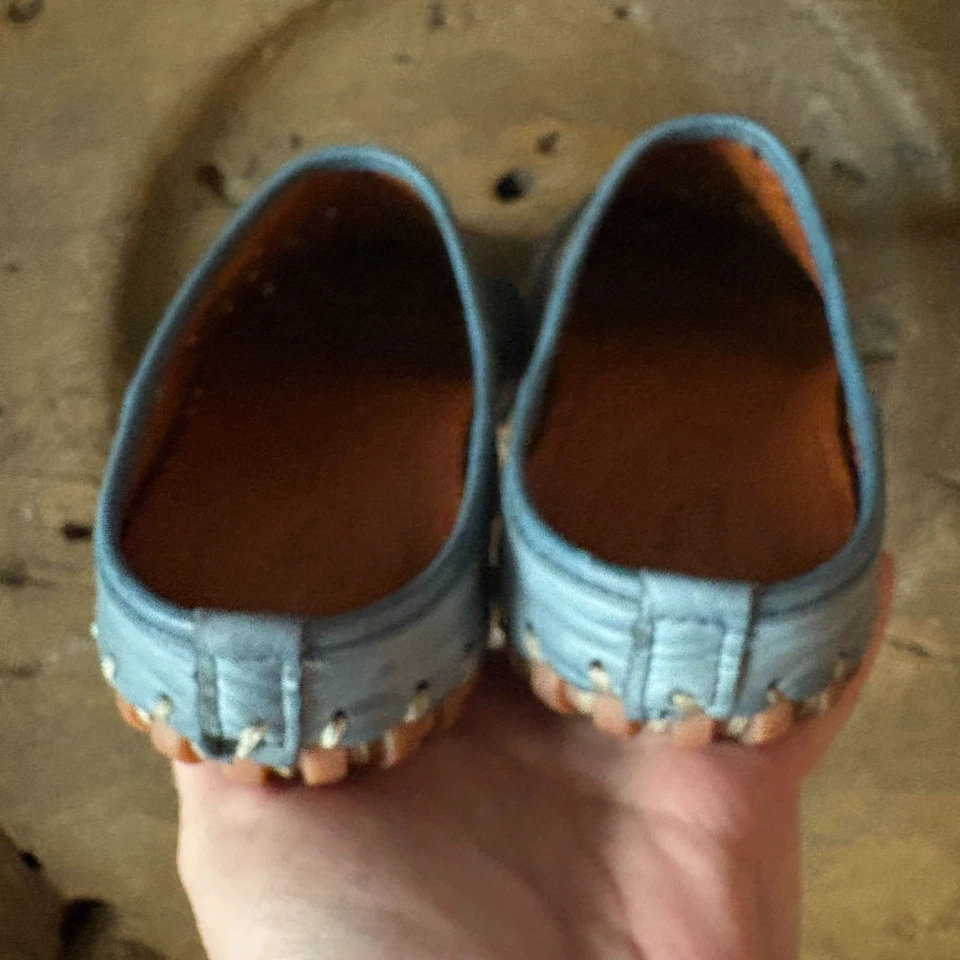 Spring Step Fusilade Women's (38) 7.5-8 Blue Soft Leather Cut-out Detailing - Image 4 of 4