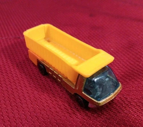 Hot Wheels Redline Heavyweights Dump Truck 1969 Mattel Hong Kong HK Yellow Green