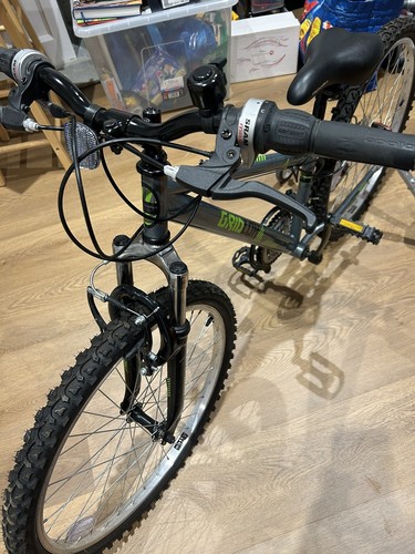 apollo gridlok junior mountain bike