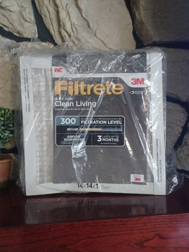 Filtrete 14x14x1 Air Filter, MPR 300, MERV 5, Clean Living Basic Dust 3-Month - Picture 1 of 3