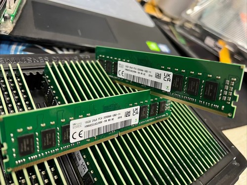 SK HYNIX 16GB DDR4 3200 1Rx8 Ram Memory HMAA2GU6CJR8N-XN PC4-3200AA - Picture 2 of 3