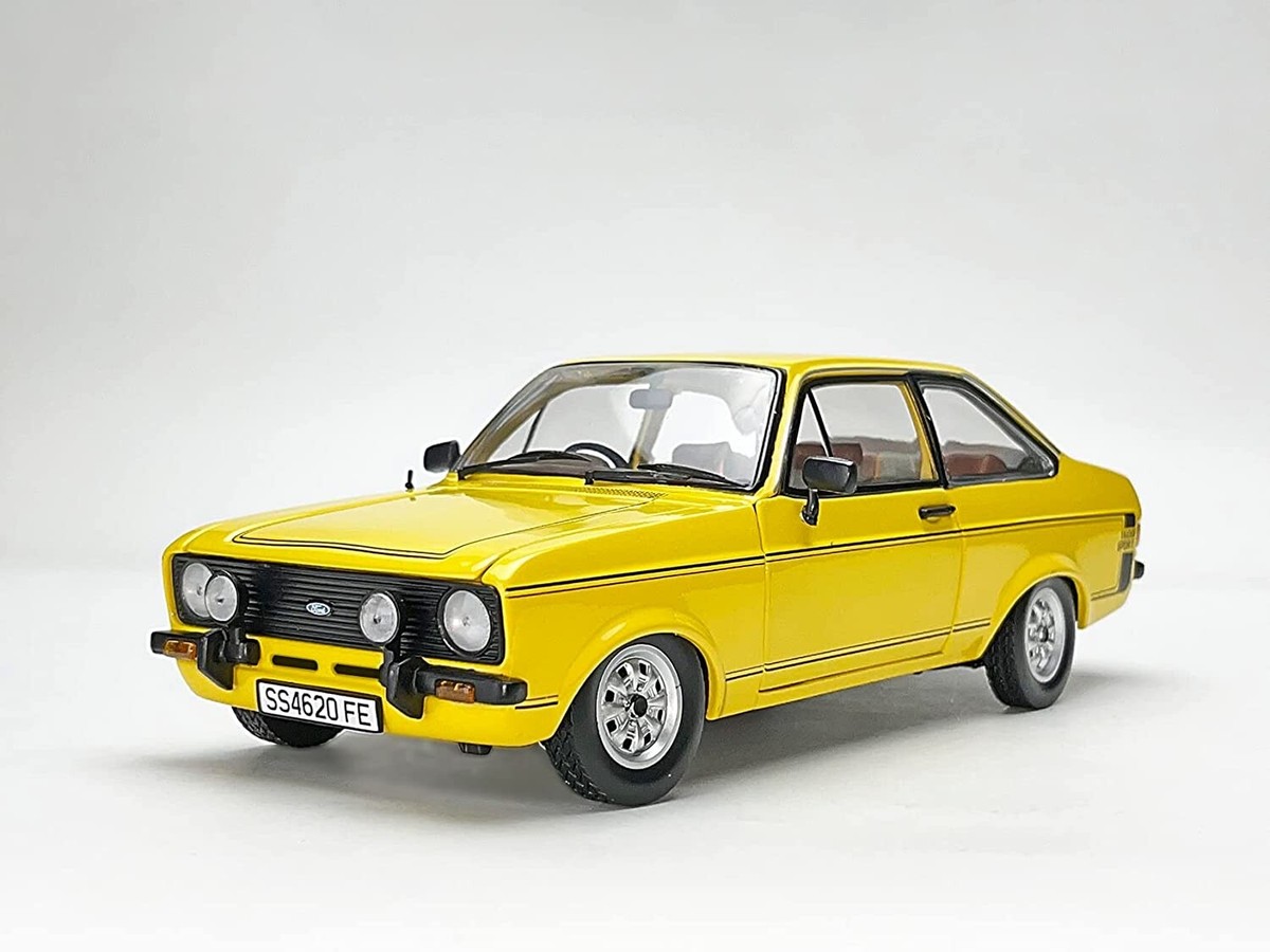 ミニチャンプス 1/18 FORD ESCORT フォード エスコート イクソ 1/18 フォード エスコート MK1 RS 1600 1973 サファリ