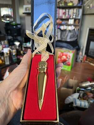 NIB Christian Louboutin Satin Satin Lipstick Lip Colour Torerra 500