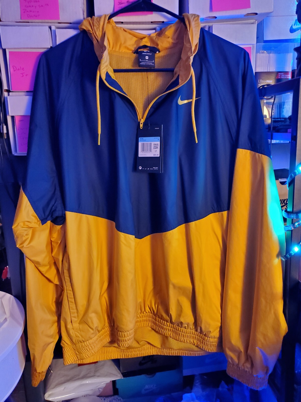 yellow nike sb jacket
