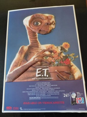 E.T. The Extra Terrestial Rare 3-D Advertising Display 1988 27 x 19  Not Framed