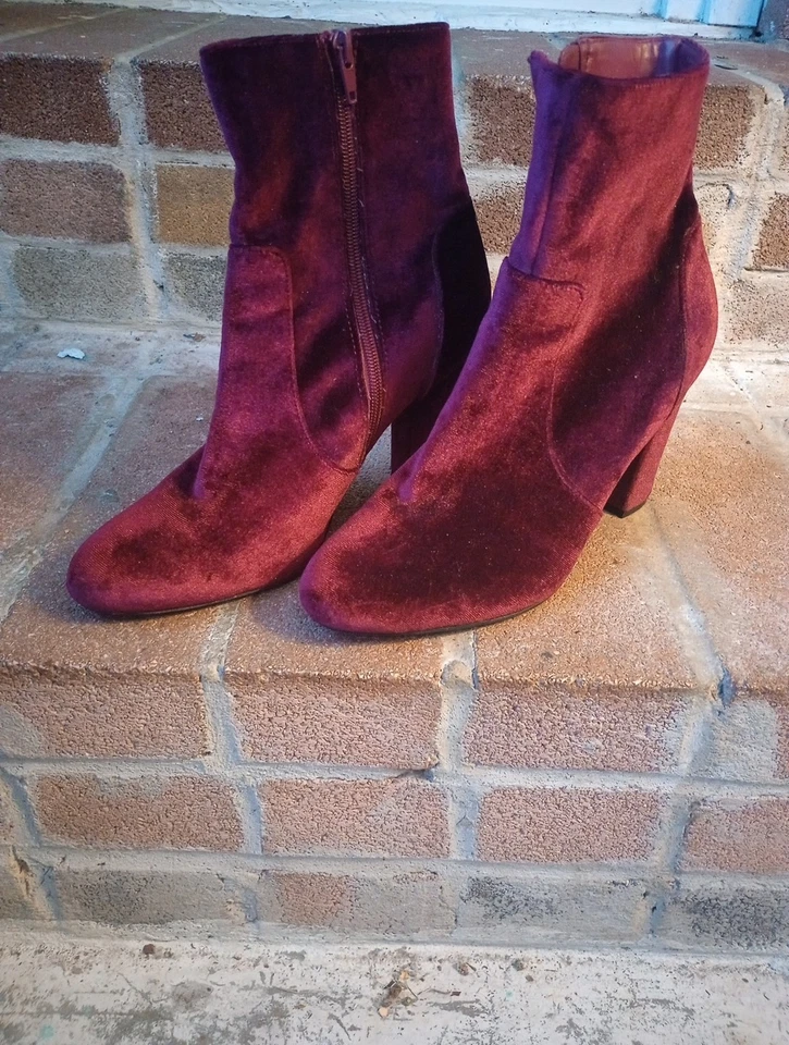 Botines Madden Girl Fantaysa Borgoña Vino Terciopelo Grueso Tacón Bloque 9 Foto 3 de 3