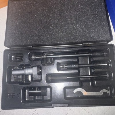 Mitutoyo Inside Micrometer, 0.01mm Resolution, 50-200mm Range +Free Ship