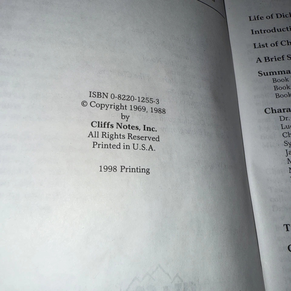 A TALE OF TWO CITIES by Charles Dickens (CLIFFS NOTES) 1995 - LIKE NEW - Image 2 of 2