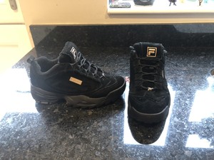 fila disruptor gamuza