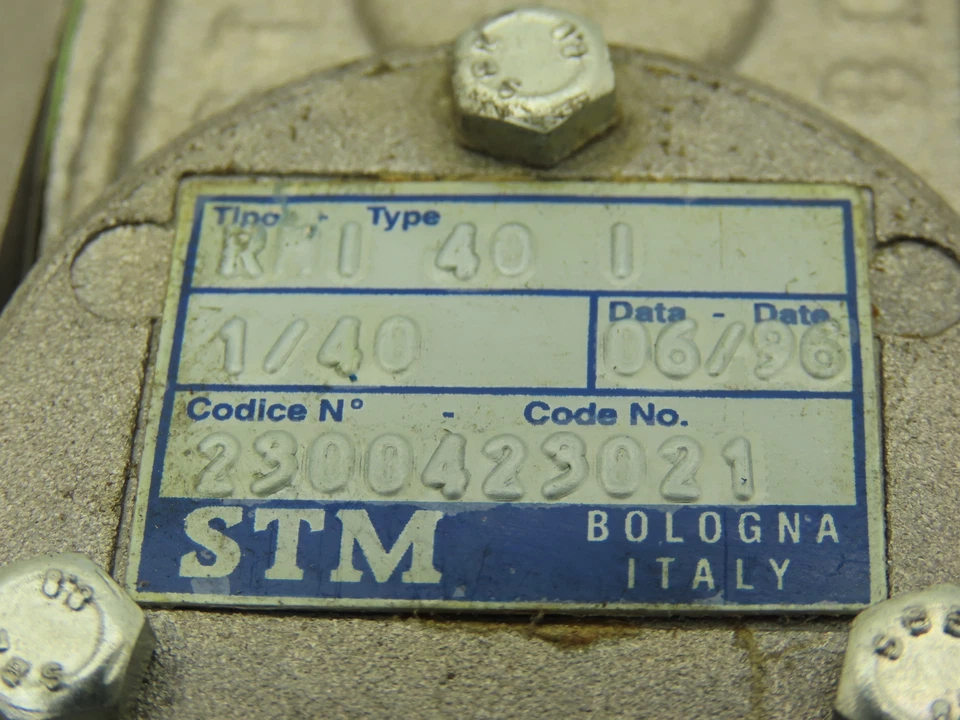 STM RMI 40 I Worm Gearbox 40:1 Reducer 0.29Hp 412rpm IEC 63 - Image 2 of 4