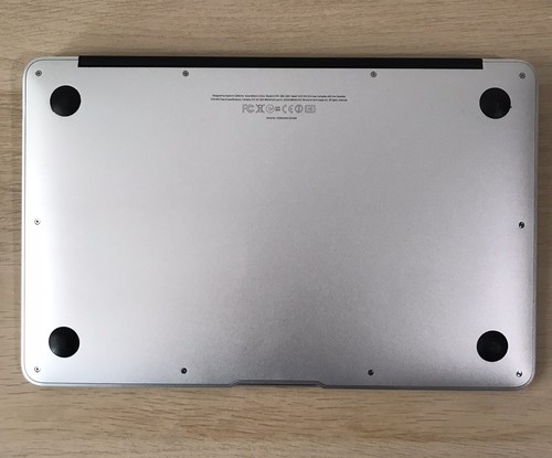 Apple MacBook Air - Pantalla 11" - Intel 1.4GHz - 128GB SSD - 2GB RAM - Imagen 16 de 17