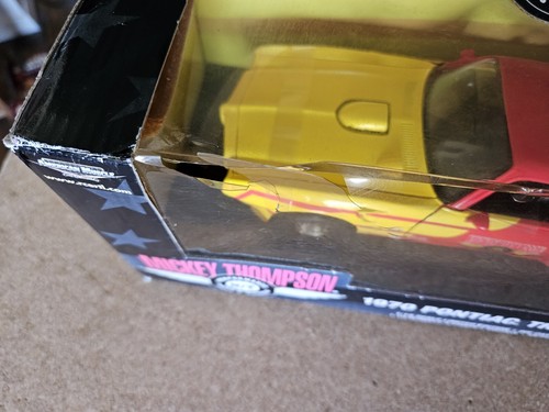 Pontiac Trans Am 1970 escala 1:18 ERTL American Muscle 36990 Mickey Thompson - Imagen 6 de 7