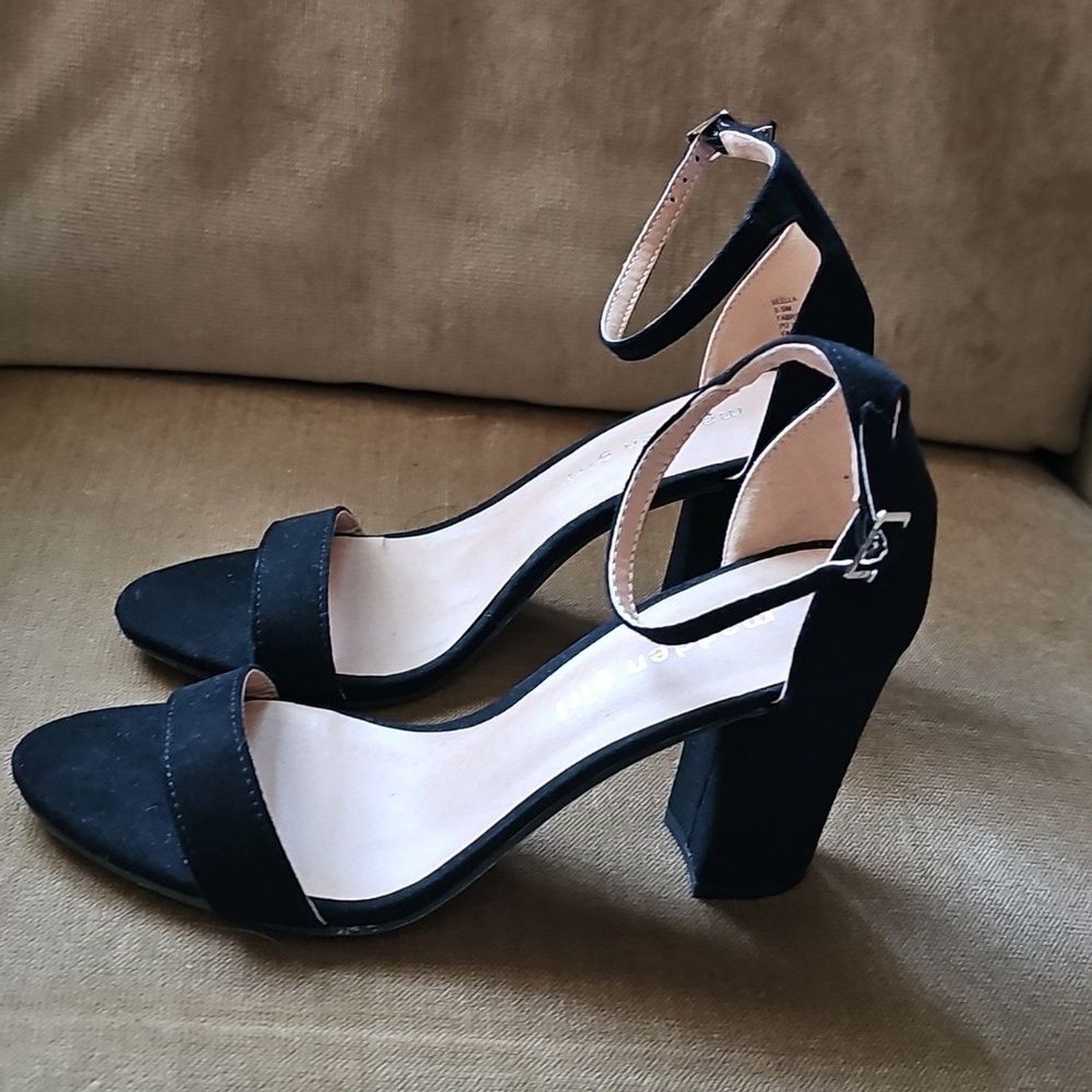 Heels By Madden Girl Black Suede Look Size 6.5-image