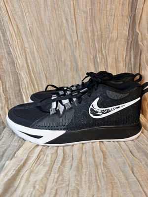 Nike Kyrie Flytrap VI (Big Kid) 7Y Black & White Tennis Shoes Sneakers 8.5 Women