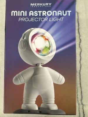 Mini Astronaut Projector Light Merkury Innovations New In Box