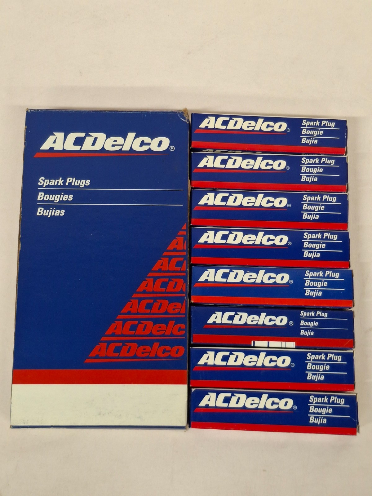 ACDelco 41-601 Conventional Resistor Spark Plugs SET OF 8 NEW