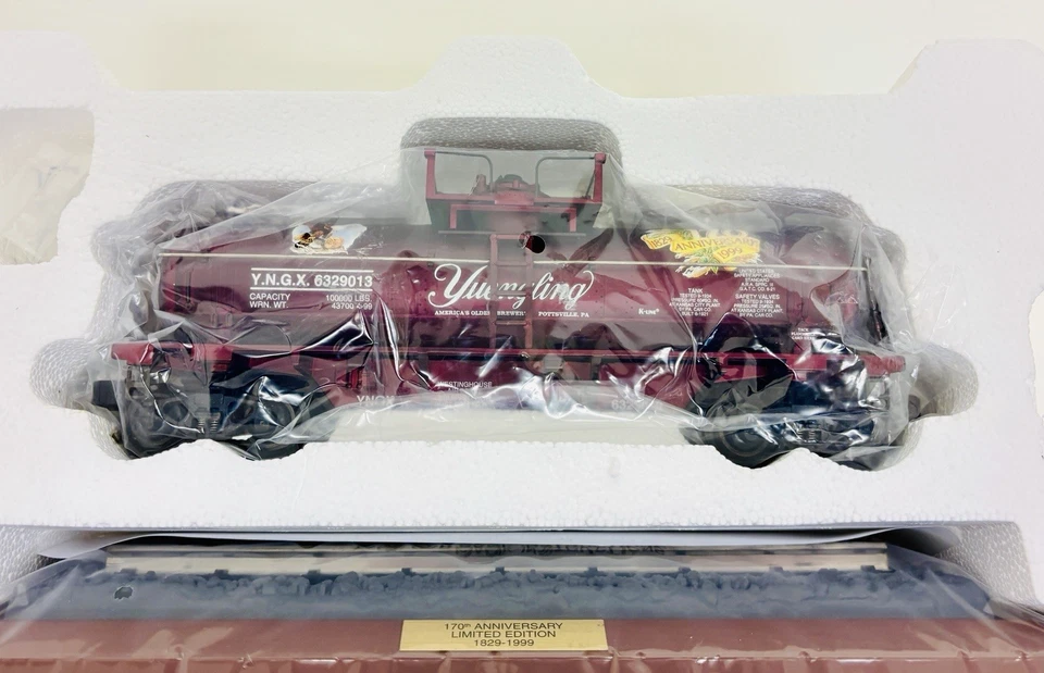 K-Line Yuengling 170th Anniversary Riveted Tank Car w/ Display K632-9013 New - Image 3 of 4