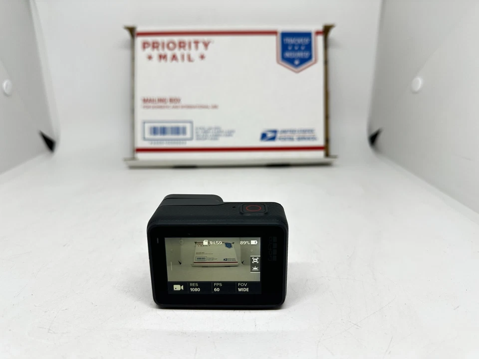 GoPro Hero5 Black Camera Bundle - Image 2 of 4