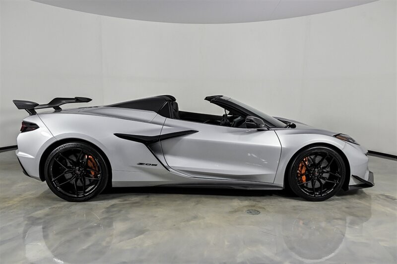 2026 Blade Silver Metallic Chevrolet Corvette   | C8 Corvette Photo 10
