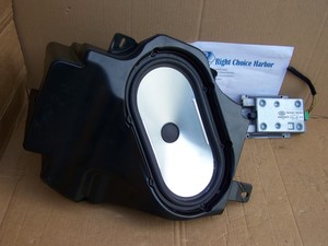 range rover subwoofer